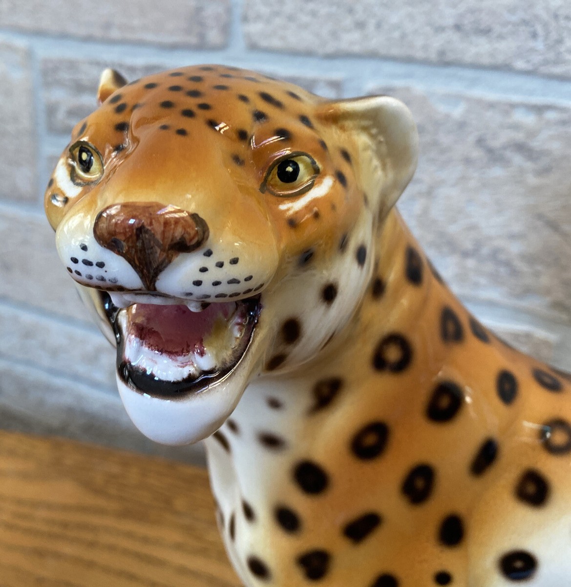 Vintage Cheetah Leopard Figurine, Stamped Ronzan Hand Painted