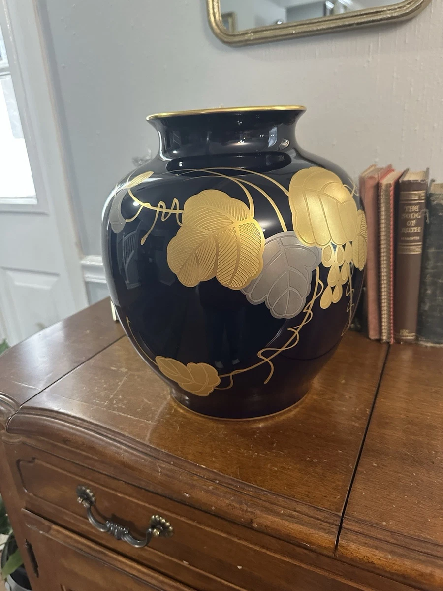 Okura In Collectible Japanese Vases & Jars (1900-Now) for sale | eBay
