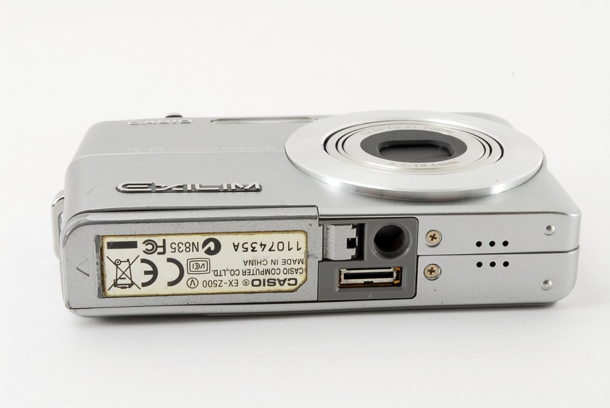 CASIO EXILIM EX-Z500 Silver 5.0MP Compact Digital Camera [Exc+++