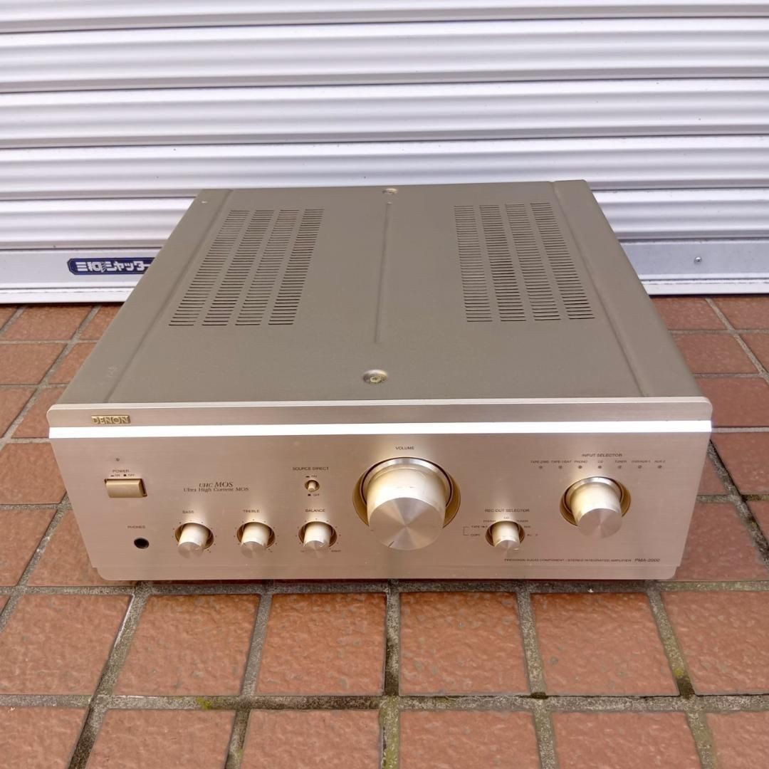 JUNK Denon PMA-2000 Integrated amplifier gold Stereo Integrated