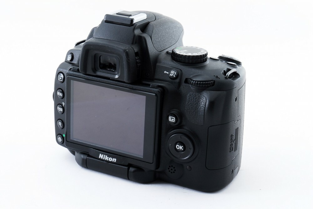 Nikon D5000 12.3MP 18-55/55-200mm Lens Set [Exc+++] w/8GB SD Card