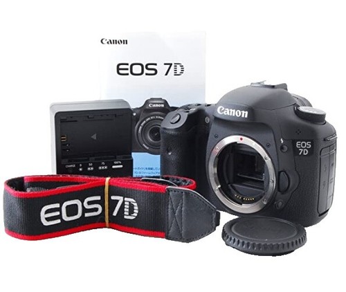 Canon EOS 7D Digital SLR Camera EF-S 15-85mm f/3.5-5.6 IS USM Lens