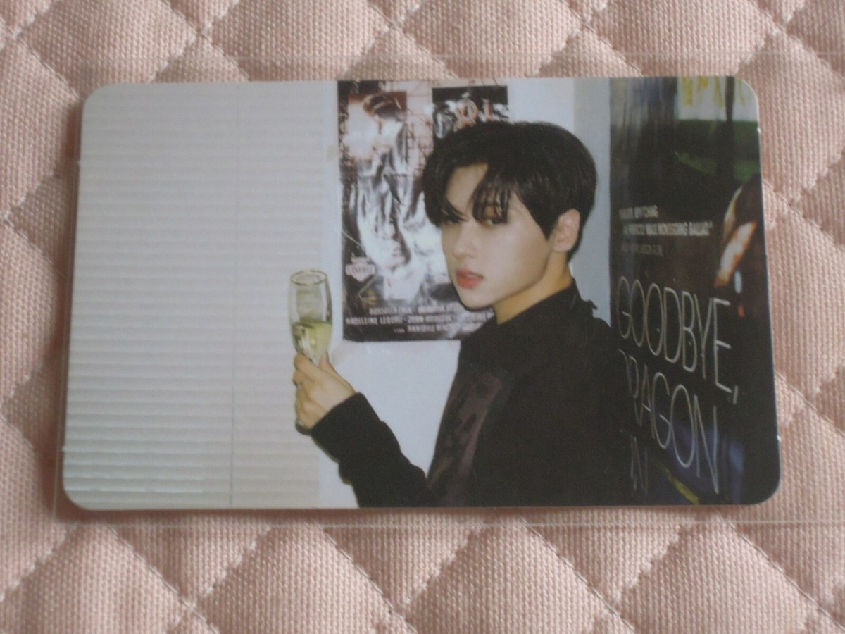OnlyOneOf [unknown art pics 1.0] Concept Photobook Photocard KPOP