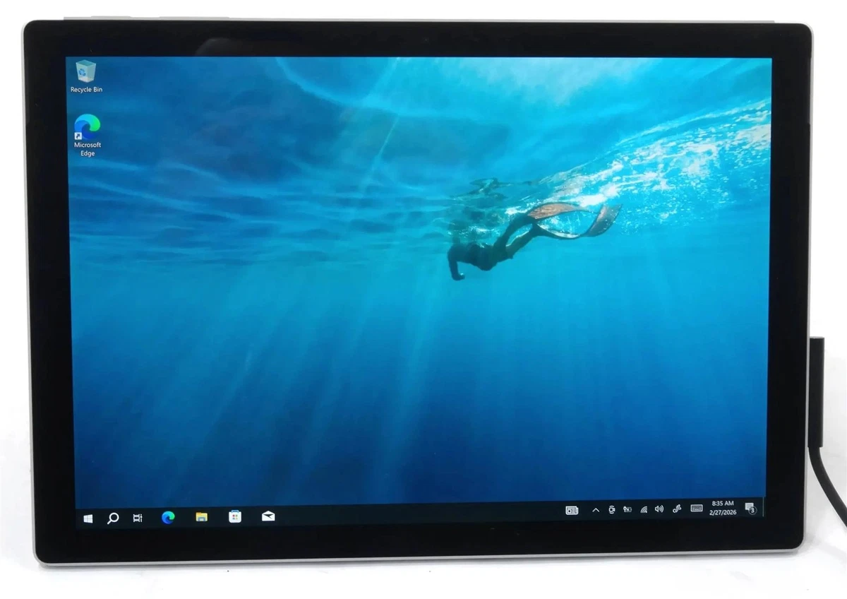 Microsoft Surface Pro 5 8 GB RAM 256 GB Tablets & eReaders for