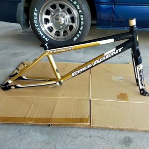 FREE AGENT TEAM LIMO BMXフレーム カーボンフォークセット BMX Frame