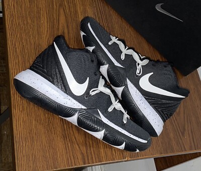Nike Kyrie 5 TB Black White CN9519-002 Basketball Shoes Size 10.5