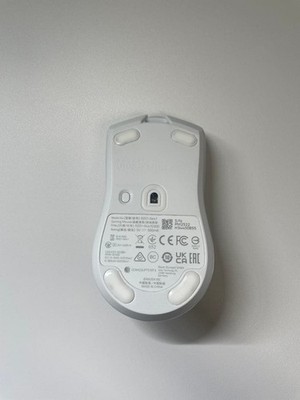 Razer Viper Mini Signature Edition Gaming Mouse White Near Mint