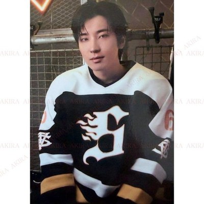 SEVENTEEN 2025 SEVENTEEN's HOME MERCHANDISE ROOMWEAR PHOTO CARD