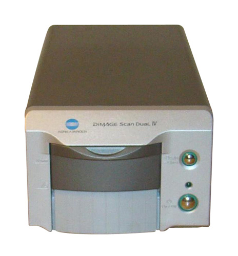Konica Minolta Dimage Scan Dual IV Photo, Slide & Film Scanner for