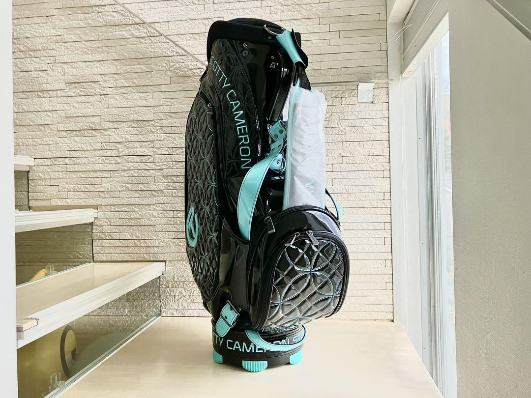 Scotty Cameron Studio Design GEO LUX Golf Caddy Bag Quilted Black