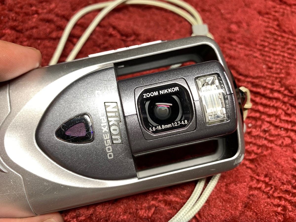 Rare Vintage Nikon CoolPix E3500 Digital Camera 3500 TESTED NEEDS