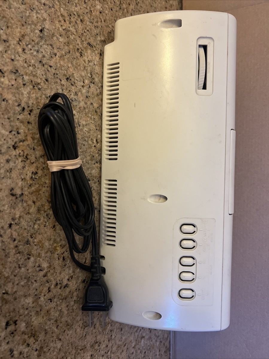 VINTAGE Sony Dream Machine Clock Radio Alarm AMFM Stereo ICF CS750