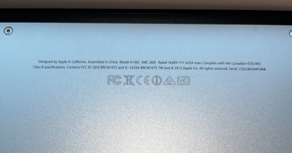 Apple MacBook Air 11 in 2013 Silver/Intel Core i5 1.3 GHz, 128 GB