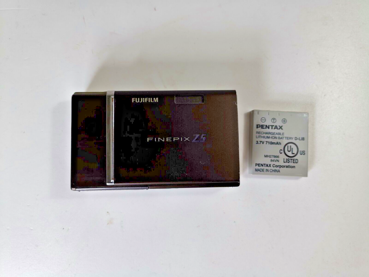 Fujifilm FinePix Z Series Z5 6.3MP Digital Camera The Flash Not