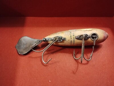 Heddon Flap-Tail Vtg Wooden Fishing Lure Glass Eyes, Musky
