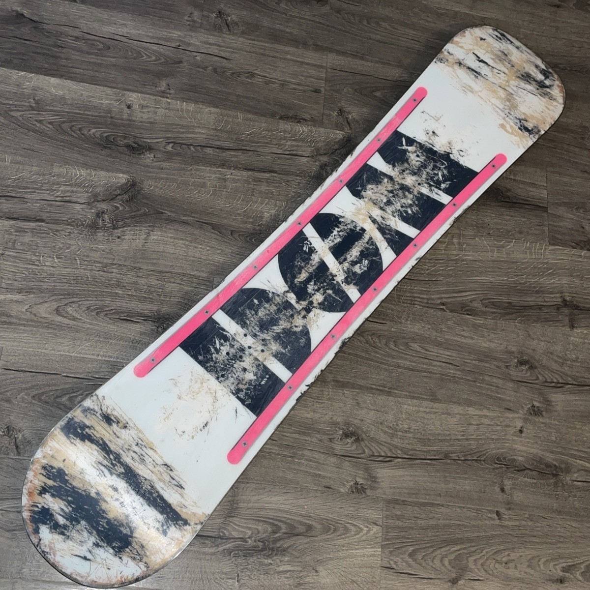 BURTON DOMINANT DOM SNOWBOARD SIZE 154 CM AMAZING LOOK!! | eBay