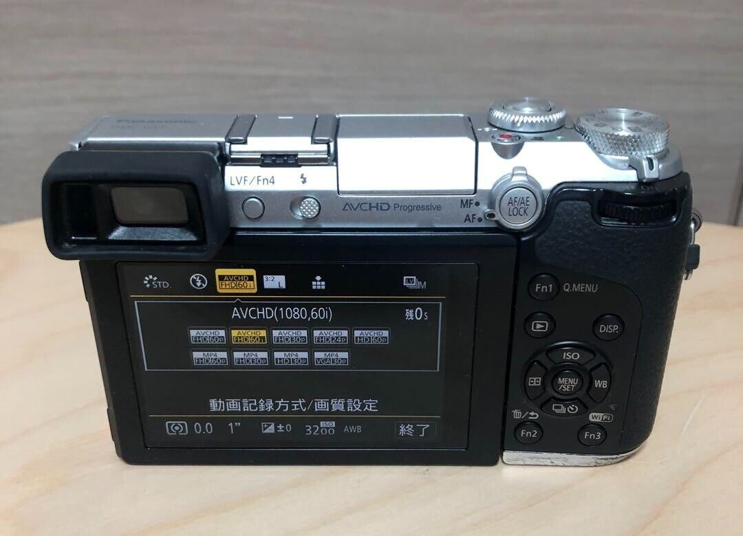 Exc+3 in Box] Panasonic Lumix DMC-GX7 Silver &OLYMPUS 14-42mm Lens