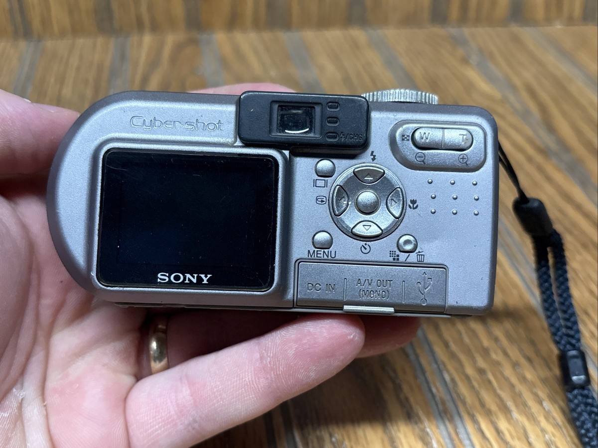 Sony Cyber-shot DSC-P10 5.0MP Digital Camera - Silver for sale