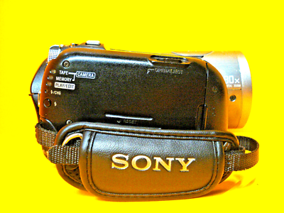 RECONDITIONED Sony Handycam HDR-HC3 High Definition minidv