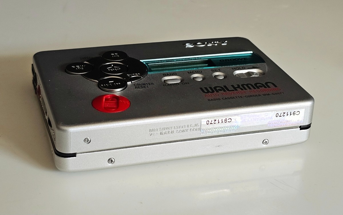 New Sony Recording Walkman WM-GX677 Slim Radio Cassette Recorder