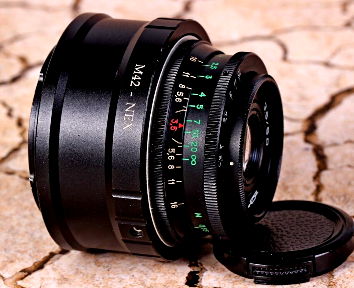 Industar 50-2 3,5/50mm Soviet lens Bokeh portrait Lens DSL M42