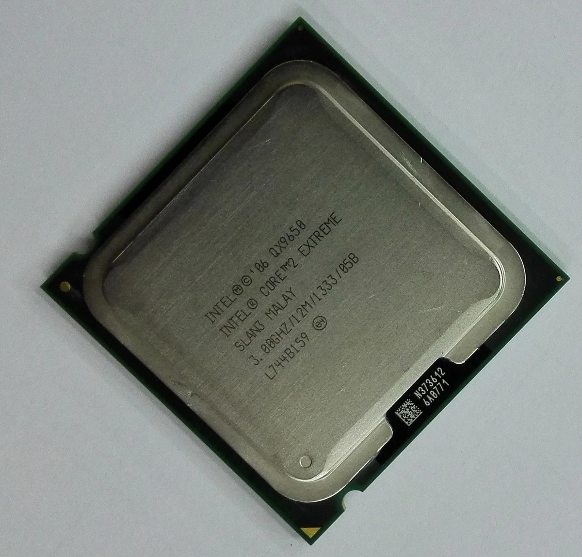Intel Core 2 Extreme QX9650 Core 2 Extreme LGA 775/Socket T