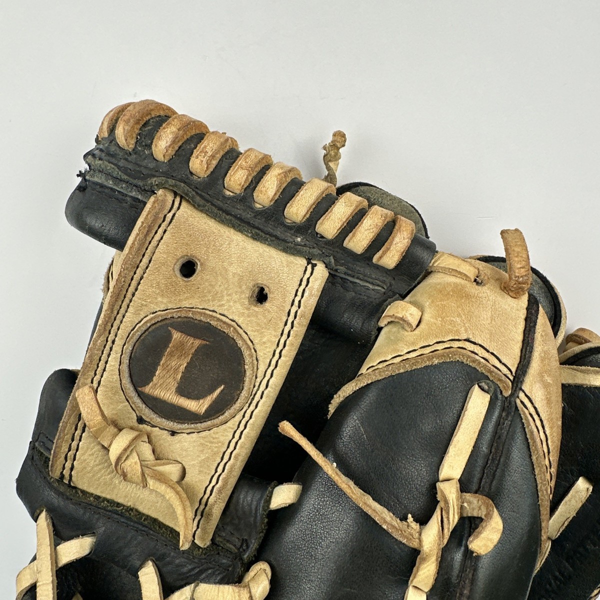 Louisville Slugger TPX1153H 11.5” TPX Hoss Series Pro Pattern