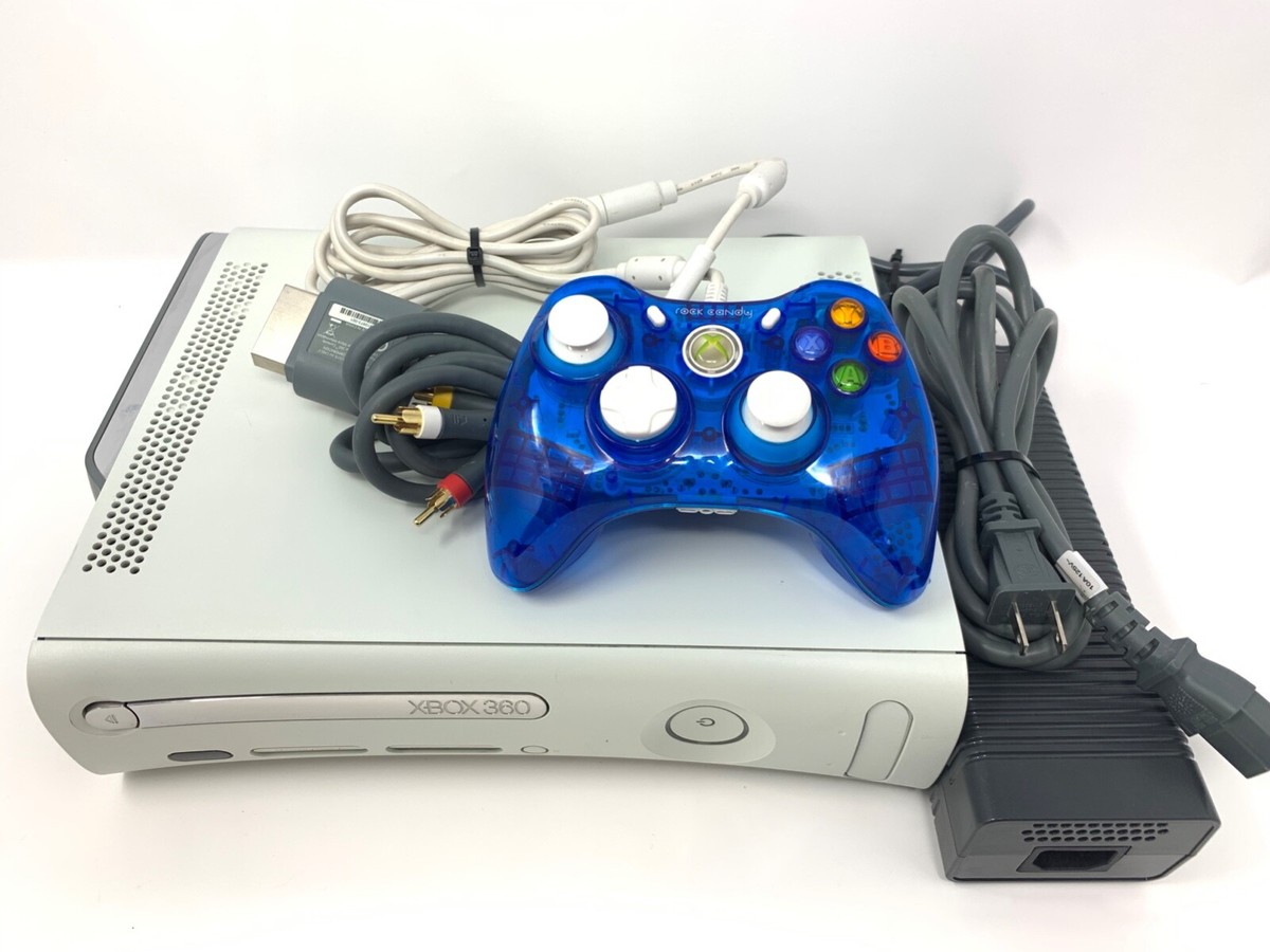 Microsoft 2008 Xbox 360 White Console With ALL CABLES and Rock
