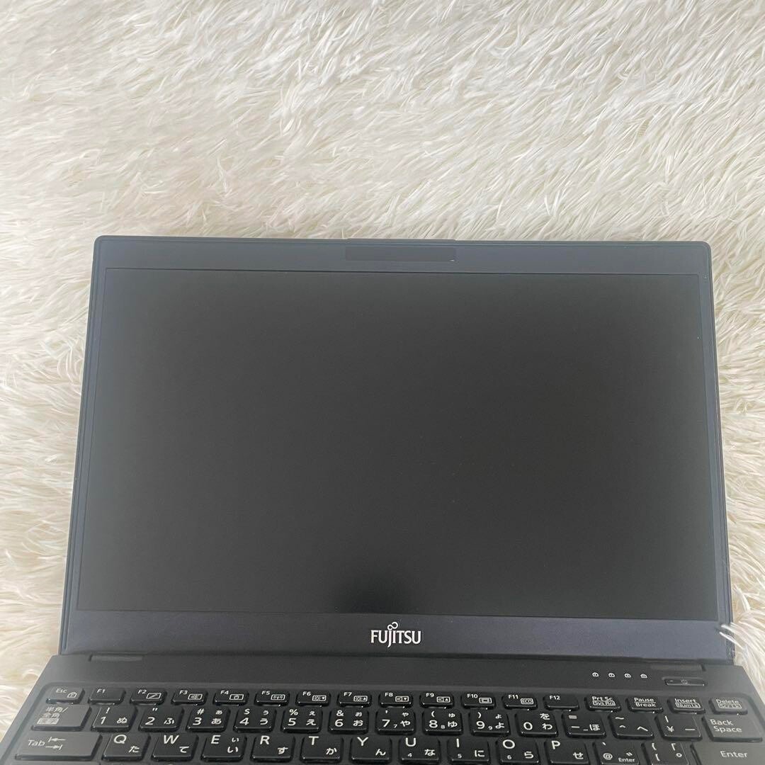 Fujitsu LIFEBOOK U939/B i5-8365U Intel Core i5 13.3inch Black Good