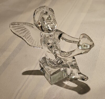 Baccarat Crystal Angel Cherub Holding Heart Signed free shipping