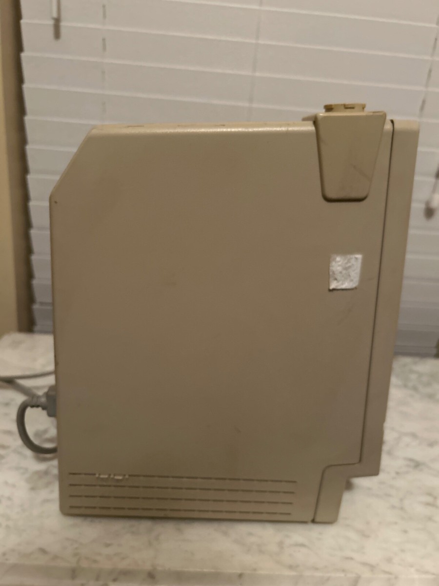 RECAPPED APPLE MACINTOSH CLASSIC COMPUTER VINTAGE MAC WORKS GREAT