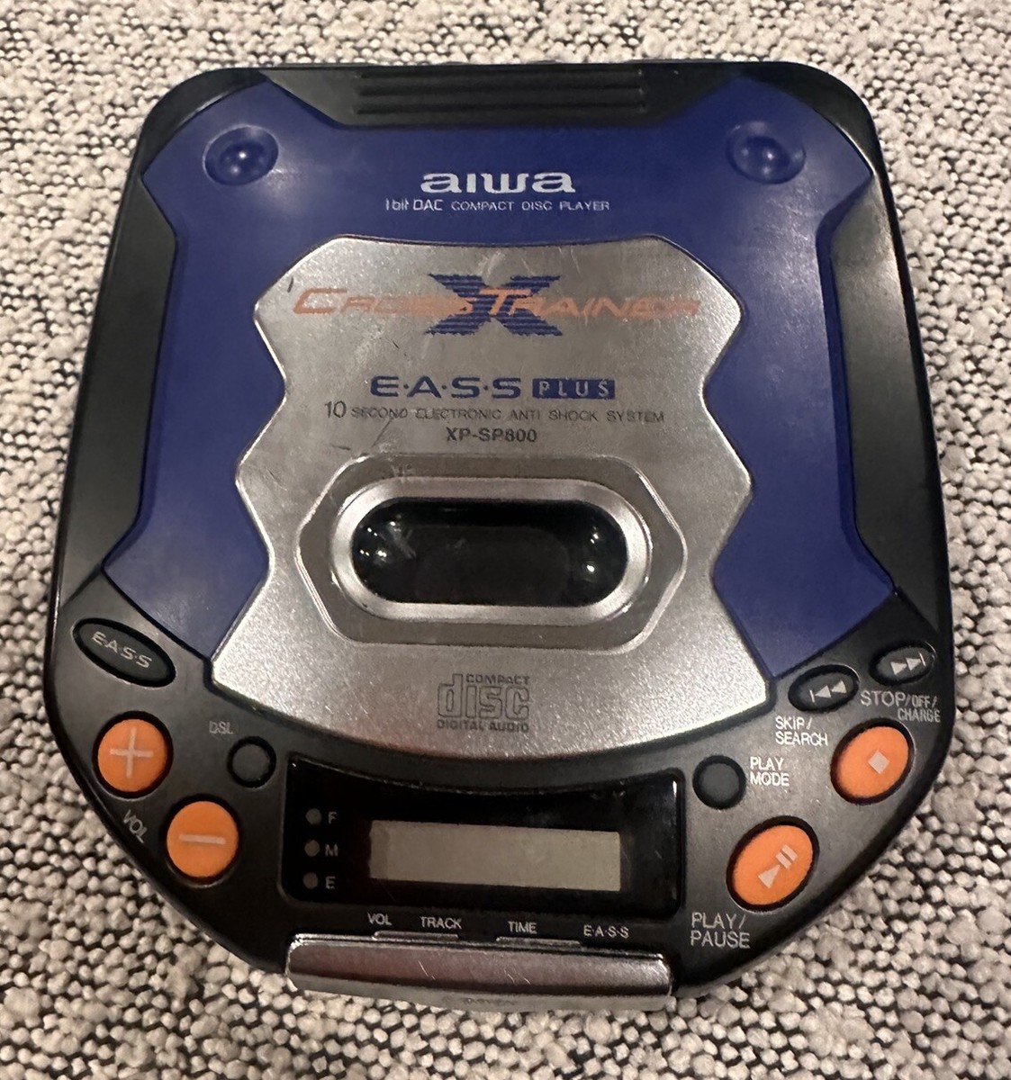 Aiwa XP-SP800 Sports Cross Trainer Personal CD Player 1bit DAC