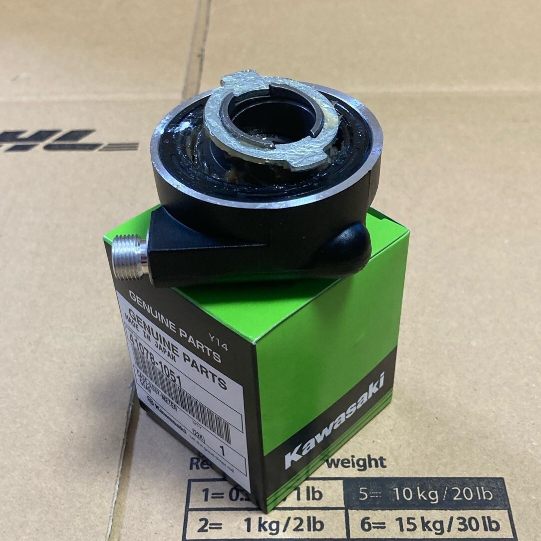 1990-2018 Kawasaki Genuine KLR250 KLR650 CASE ASSY METER GEAR