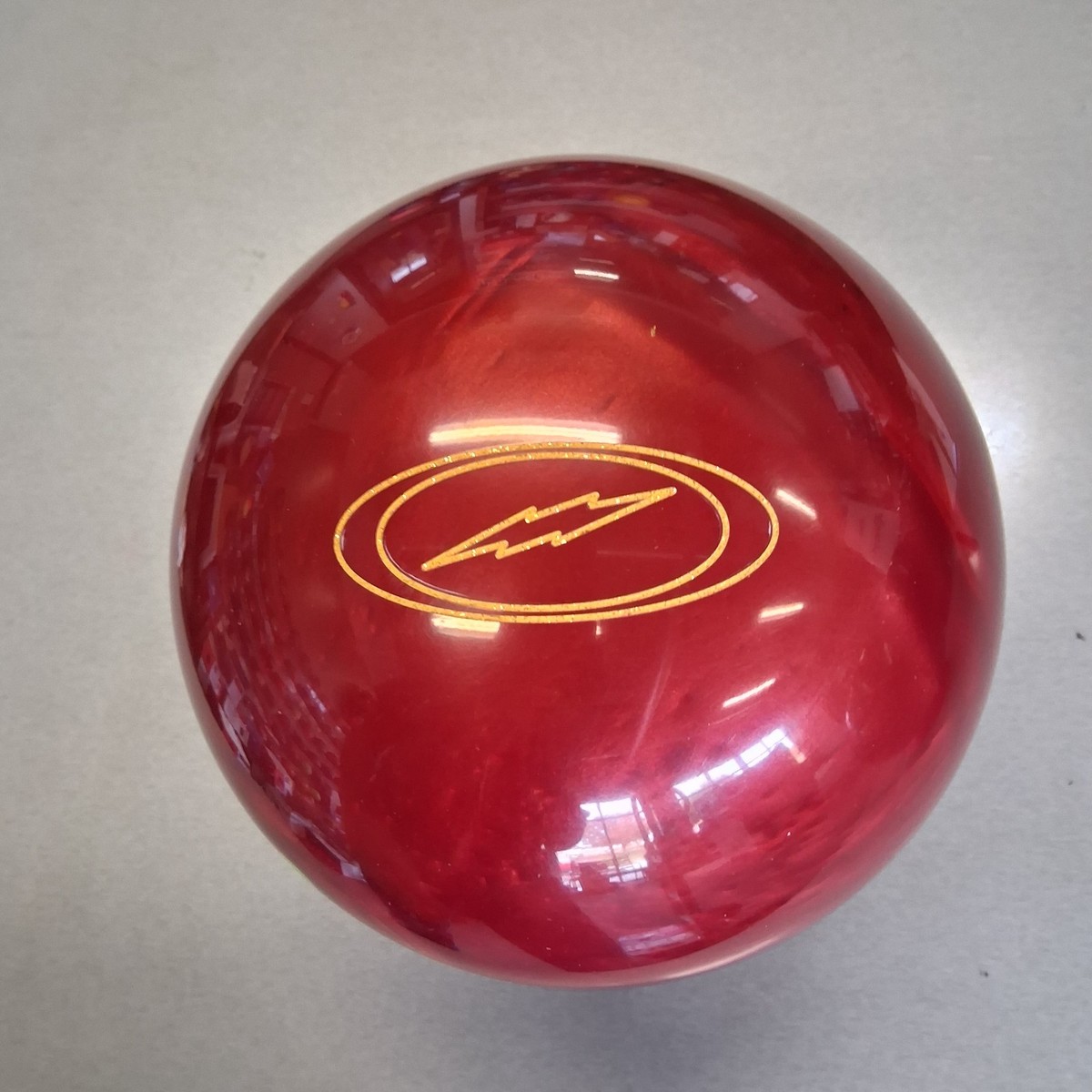 Storm IQ Tour Ruby Bowling Ball 15 LB. 1ST QUAL new ball in the