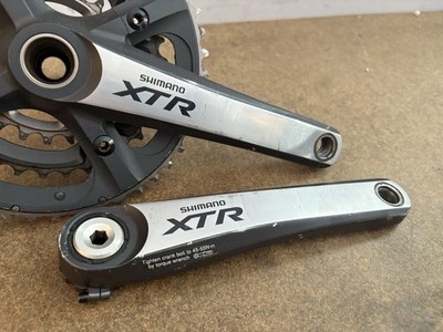 Shimano XTR FC-M970 Crankset 175mm cranks 44/32/22 9 Speed w/ BB