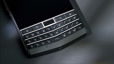 Unihertz Titan Fully Keyboard Smartphone Wireless IP67 Waterproof