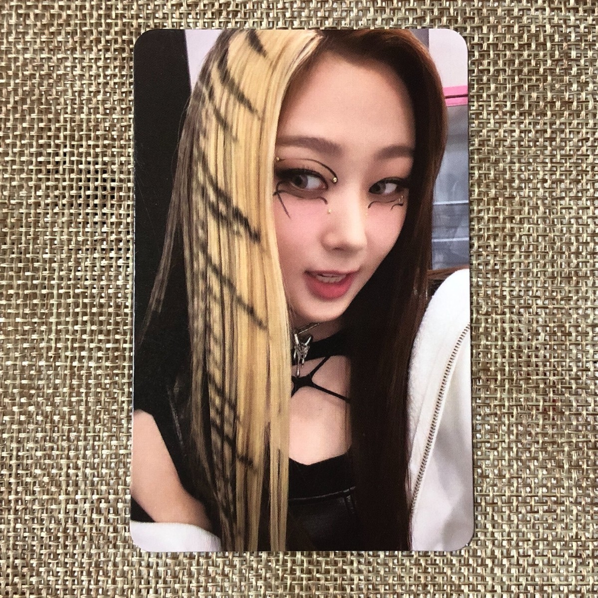 AESPA GISELLE [ Girls ] Official Photocard, Digipack Ver / New