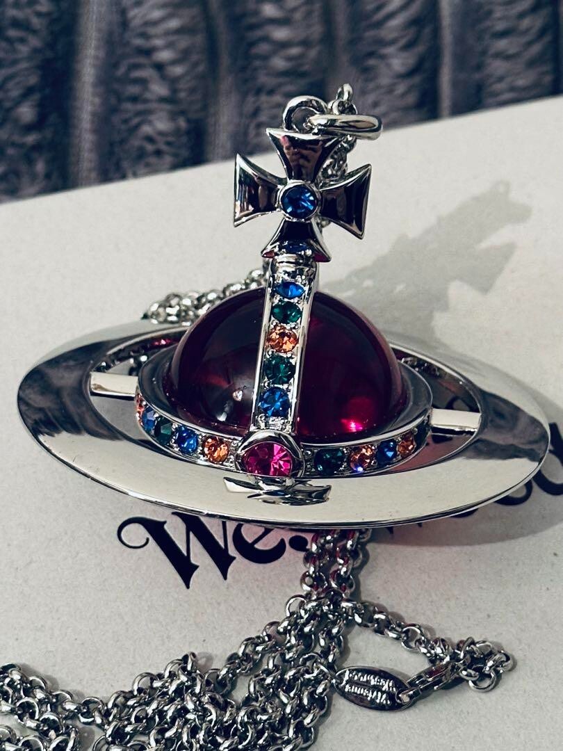 Vivienne Westwood Giant Orb Limited Edition Pink Silver Fashion