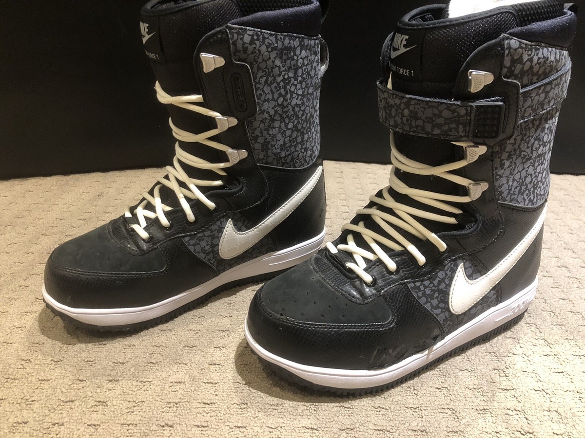 NIKE SB ZOOM FORCE 1 SNOWBOARD BOOTS STASH AF1 334841-001 Size 9