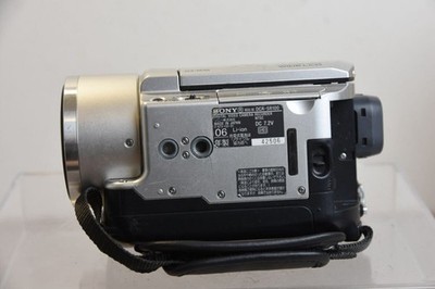 SONY Handycam DCR-SR100 Silver Camcorder Video Camera 10x Zoom