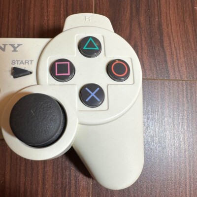 Sony PlayStation 3 Launch Edition 160GB Classic White Console for