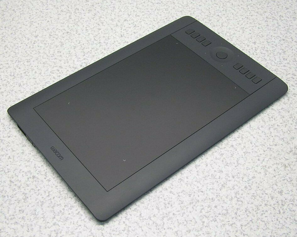 Wacom PTH651 Black Intuos Pro Medium Pen and Touch Tablet | eBay