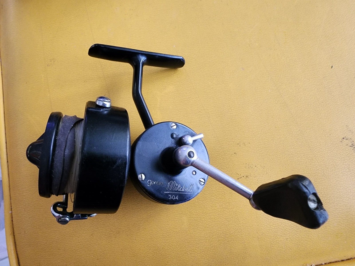 Vintage Mitchell CAP 304 Spinning Reel Good Working Condition Made