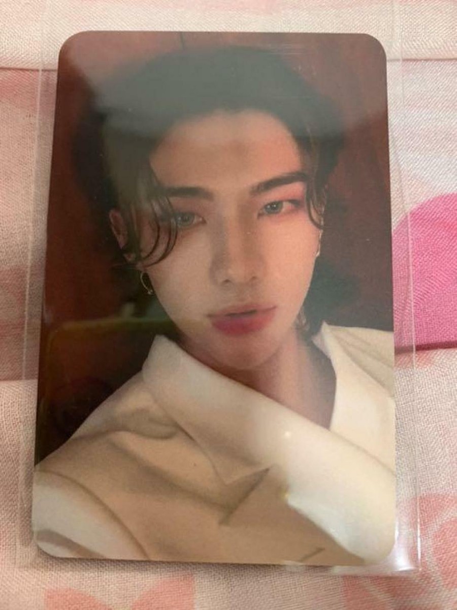 Stray Kids HYUNJIN Noeasy SUBK Photocard Limited Edition hologram