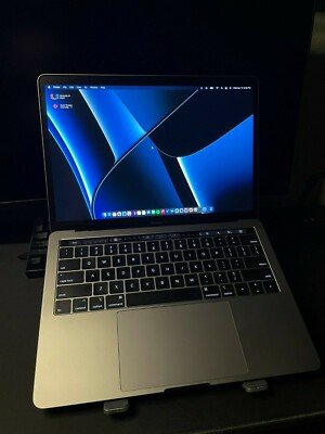 MacBook Pro 13-inch, 2019, Two Thunderbolt 3 ports 1.4 GHz Intel