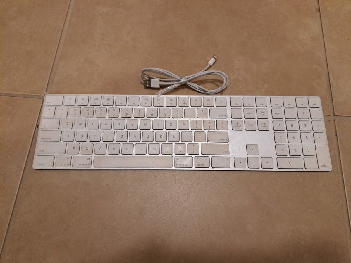 A1843 Appleアップルmagic keyboard テンキー付 S115286446