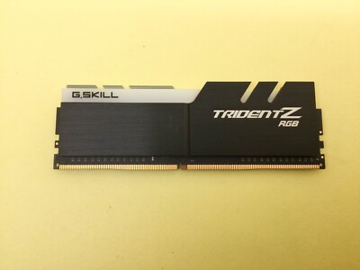 G. SKILL Trident Z RGB 32GB (4x8GB) DDR4 3200MHz RAM F4-3200C16Q