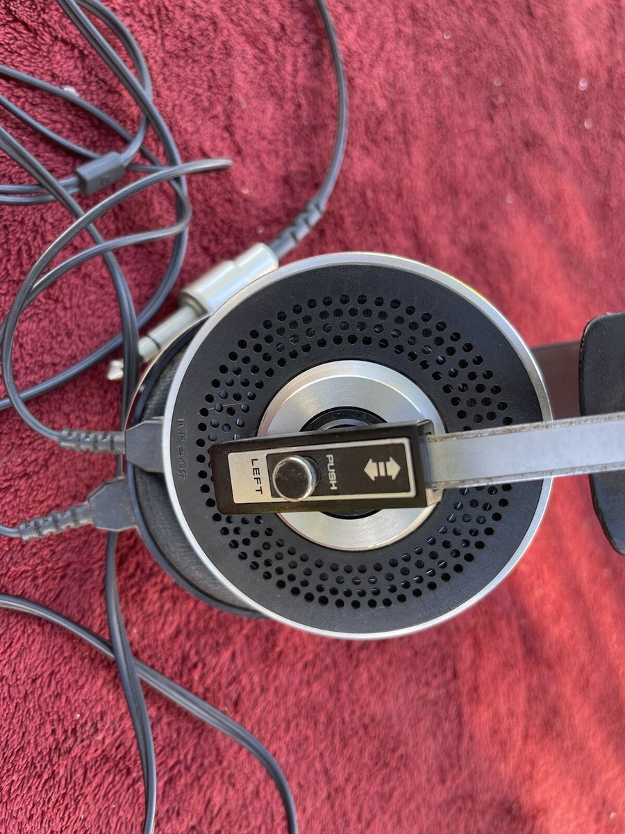 Pioneer Stereo Headphones Eleven Model SE-11 | eBay