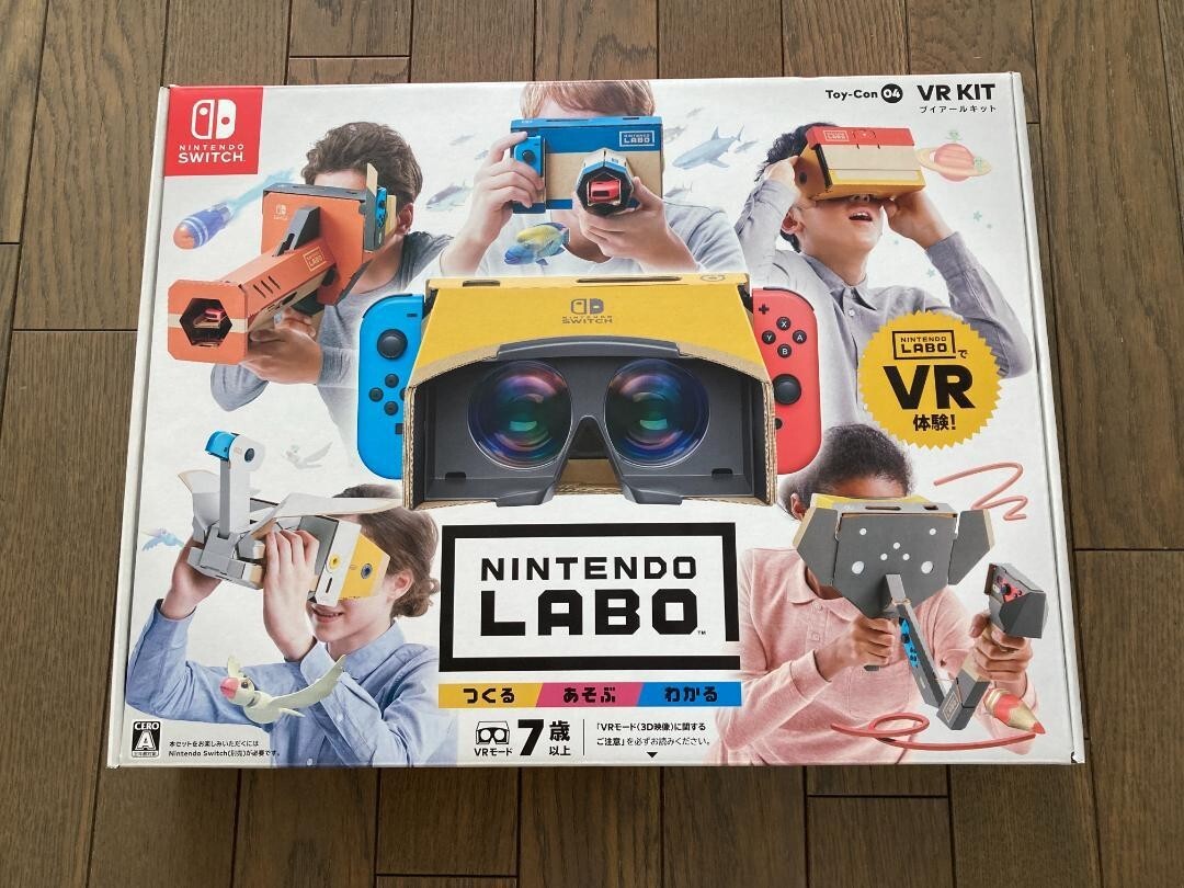 Nintendo Labo Toy-Con 04 : VR Kit Switch cardboard kit Nintendo