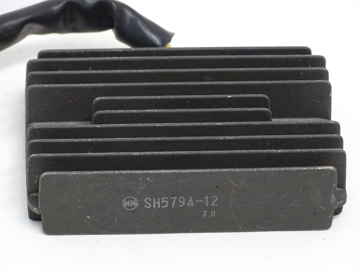 1998 Kawasaki Ninja ZX9R ZX900C Voltage Regulator Rectifier OEM